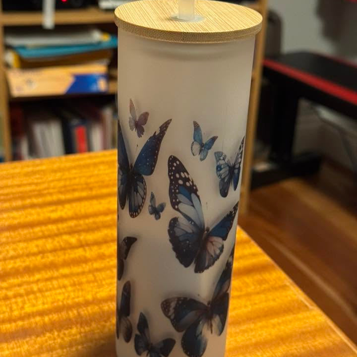 Verre givré long- Papillons bleus